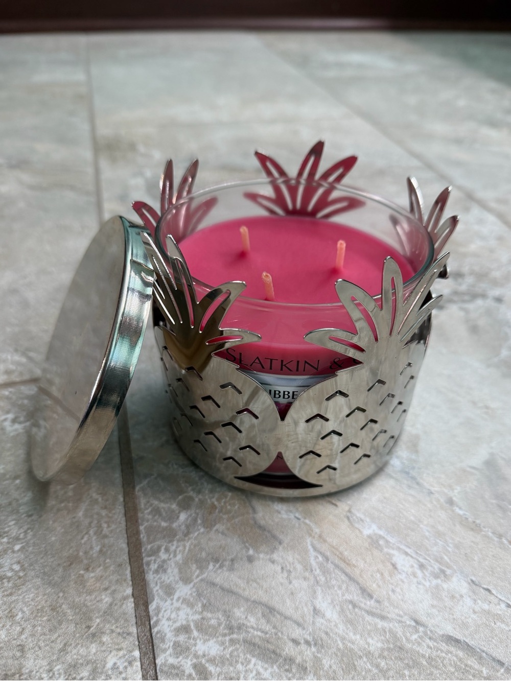 Tropical Candle with Metal Pineapple Holder